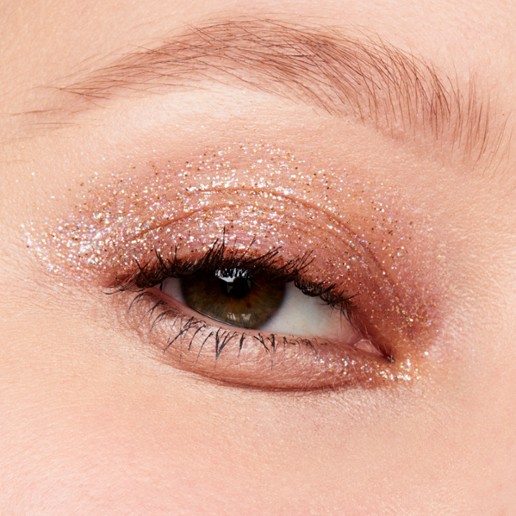 M·A·C Dazzleshadow Liquid - vloeibare oogschaduw - detail 5 not afraid to sparkle