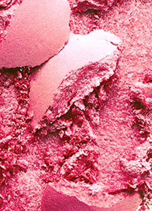M·A·C Extra Dimension Blush - detail 3 into the pink 