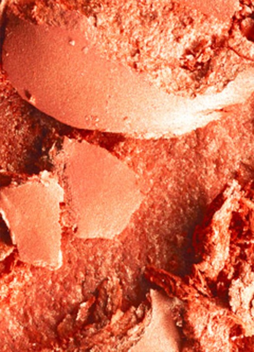 M·A·C Extra Dimension Blush - detail 3 hushed tone 