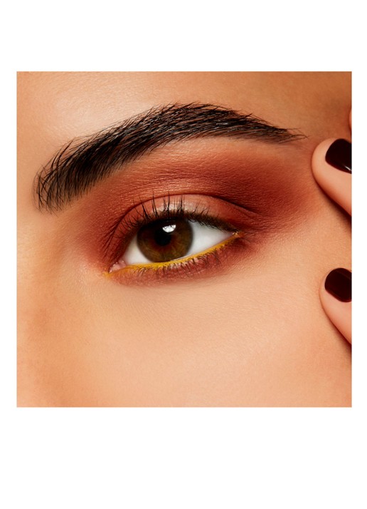 M·A·C Eye Shadow Matte Brown - detail 6 brown script