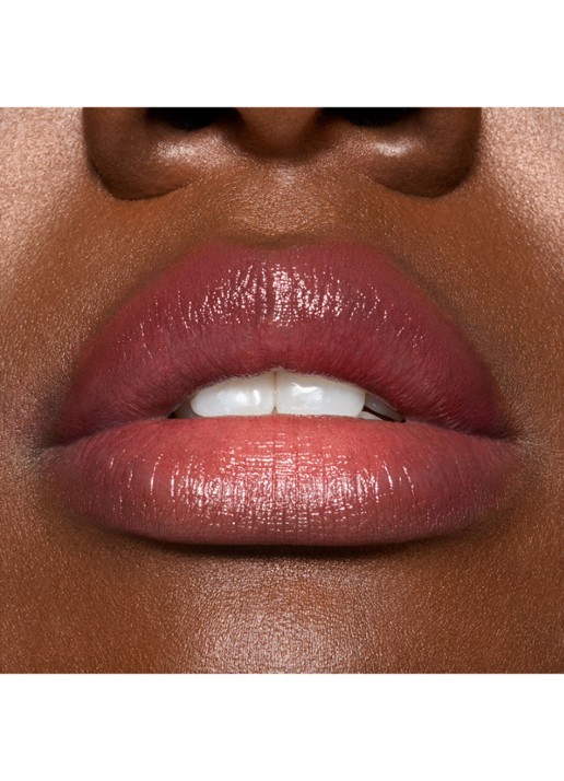 M·A·C Glow Play Tendertalk Lipbalm -  getinte lipbalsem - detail 2 smile
