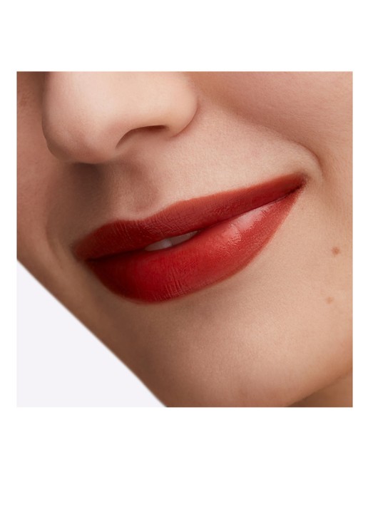 M·A·C Lustreglass Sheer-Shine Lipstick - detail 3 local celeb