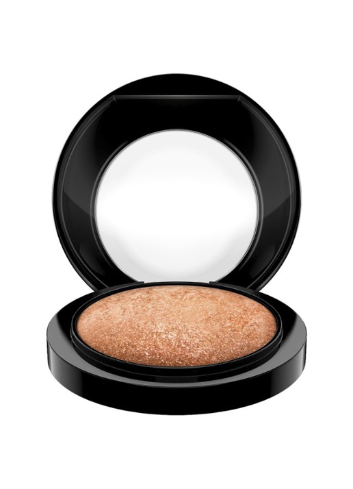 M·A·C Mineralize Skinfinish - highlighter