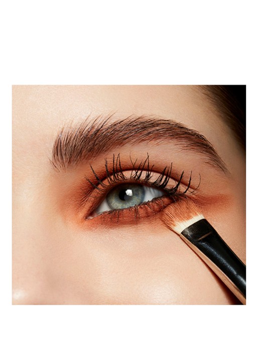 M·A·C Powder Kiss Eyeshadow - oogschaduw - voorkant 6 what clout!