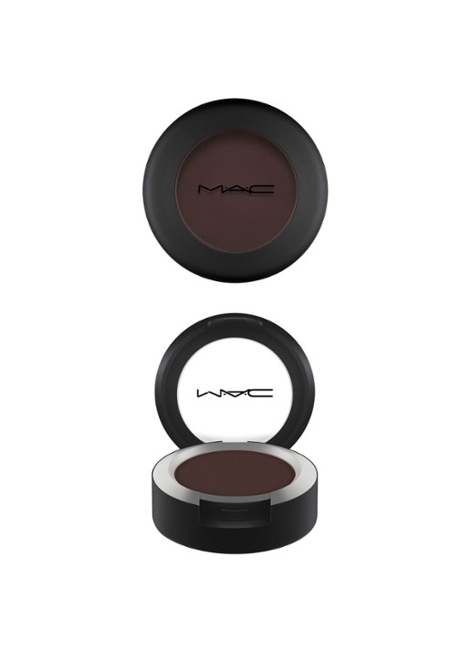 M·A·C Powder Kiss Eyeshadow - oogschaduw - voorkant give a glam