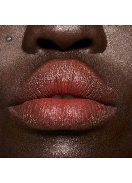 M·A·C Powder Kiss Hazy Matte Lipstick - detail 5 devoted to chili