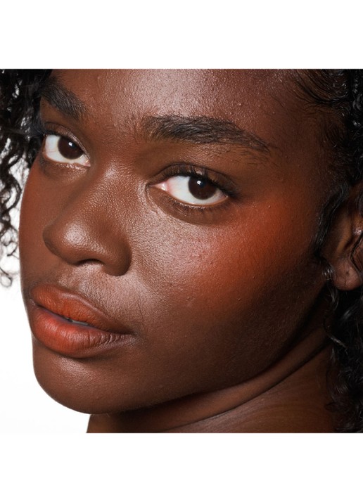 M·A·C Powder Kiss Lip + Cheek Mousse - lipstick - detail 6 resort season