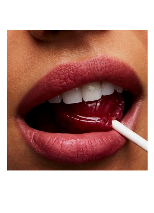 M·A·C Powder Kiss Lipstick - detail 4 stay curious