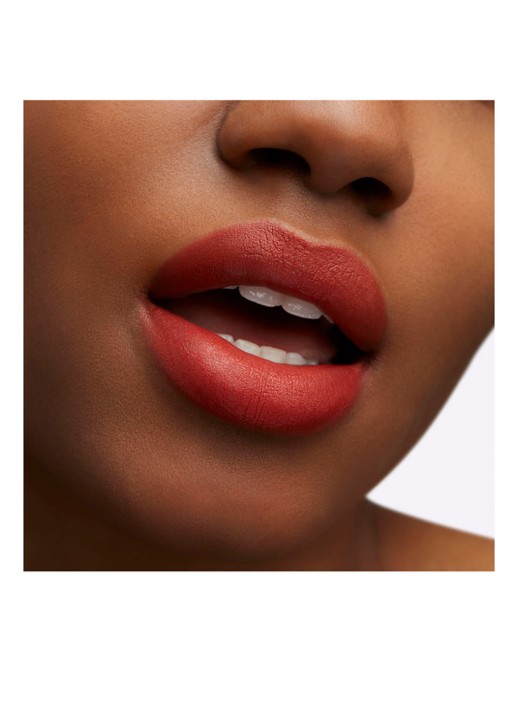 M·A·C Powder Kiss Liquid Lipcolour - liquid lipstick - detail 6 steenrood