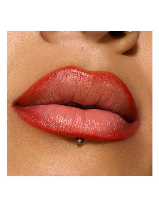 M·A·C Powder Kiss Velvet Blur Slim Stick - Limited Edition lipstick - detail 3 lady danger
