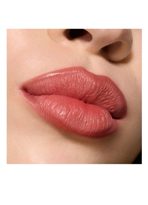 M·A·C Powder Kiss Velvet Blur Slim Stick - Limited Edition lipstick - detail 3 velvet teddy