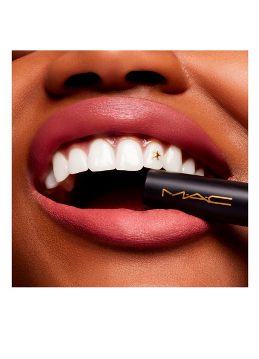M·A·C Powder Kiss Velvet Blur Slim Stick - lipstick - detail 6 peppery pink