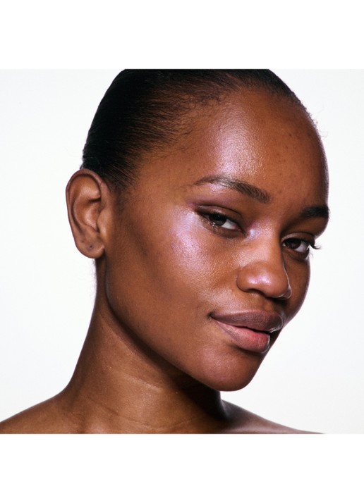 M·A·C Skinfinish Lightstruck Liquid Highlighter - detail 6 lilac haze