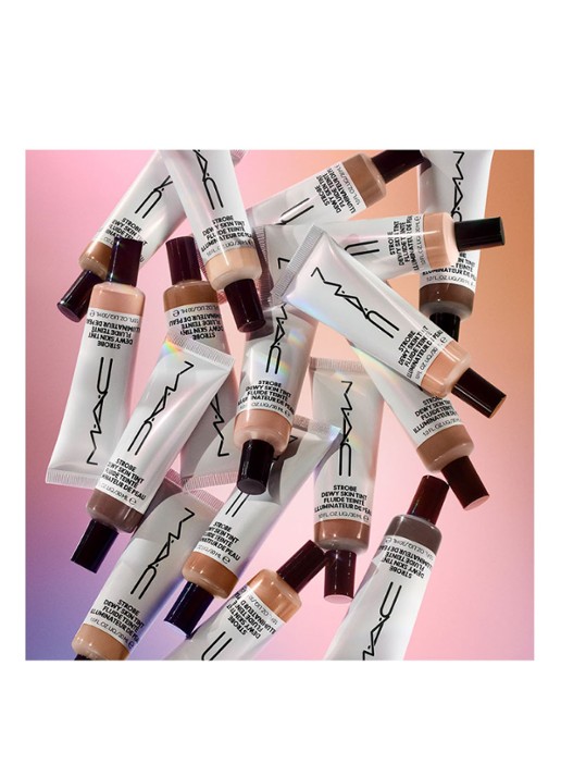 M·A·C Strobe Dewy Skin Tint - getinte moisturizer - detail 5 2 light