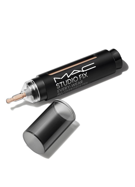 M·A·C Studio Fix Every-Wear All-Over Face Pen - concealer pen - voorkant nw15