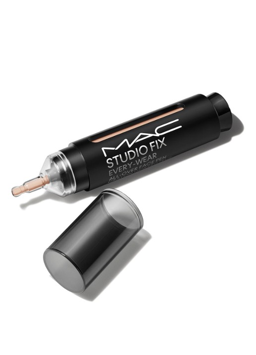 M·A·C Studio Fix Every-Wear All-Over Face Pen - concealer pen - voorkant nw13