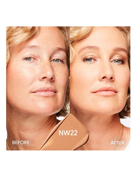 M·A·C Studio Fix Fluid Foundation SPF 15  - voorkant 7 nw22