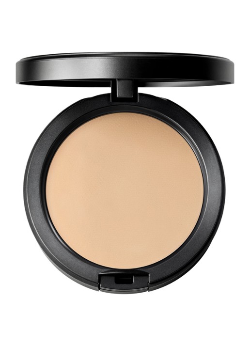 M·A·C Studio Fix Powder Plus Foundation - poeder foundation - voorkant 2 nc15