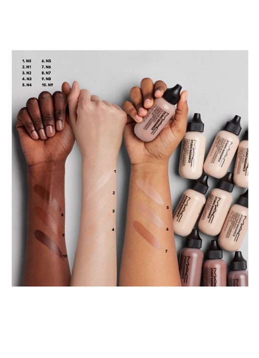 M·A·C Studio Radiance Face and Body Radiant Sheer Foundation - detail 4 n2