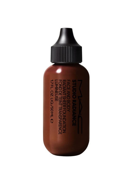 M·A·C Studio Radiance Face and Body Radiant Sheer Foundation - voorkant w8