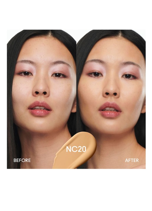 M·A·C Studio Radiance Serum-Powered Foundation - detail 4 nc20
