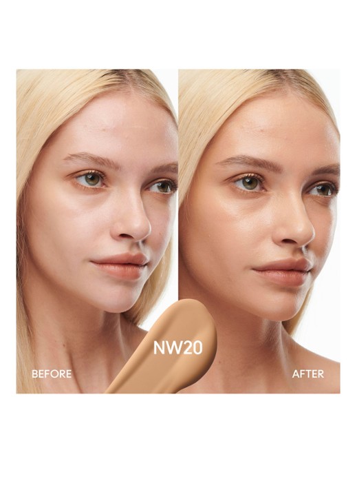 M·A·C Studio Radiance Serum-Powered Foundation - detail 5 nw20