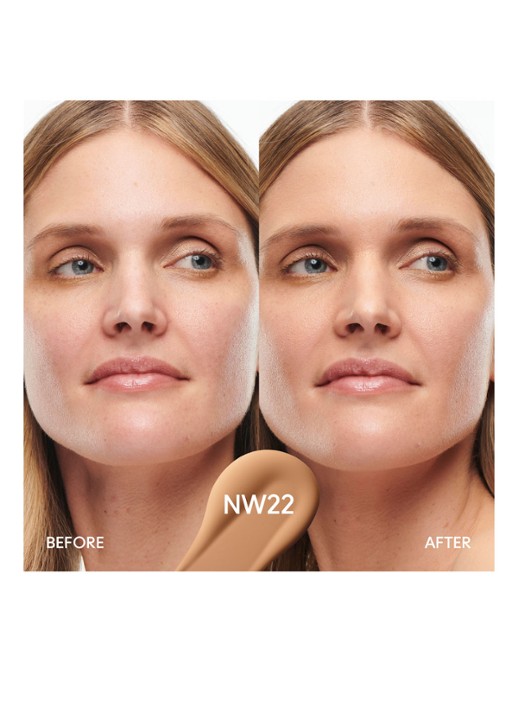 M·A·C Studio Radiance Serum-Powered Foundation - detail 4 nw22