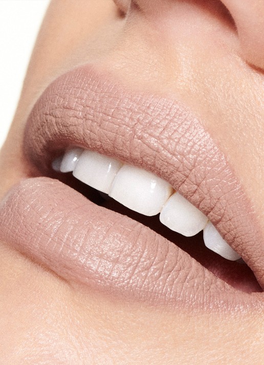 M·A·C Taste Of Bubbly Mini Lipstick Kit - Limited Edition make-up set  - detail 3 acting natural