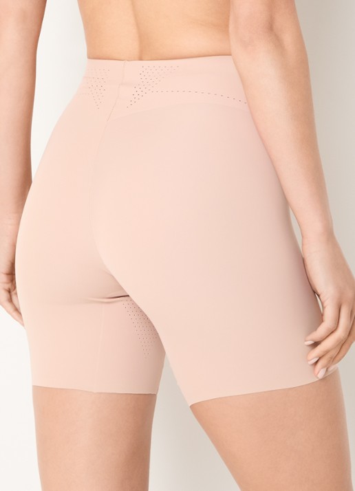 MAGIC Bodyfashion Dream Shaper corrigerende short - achterkant creme