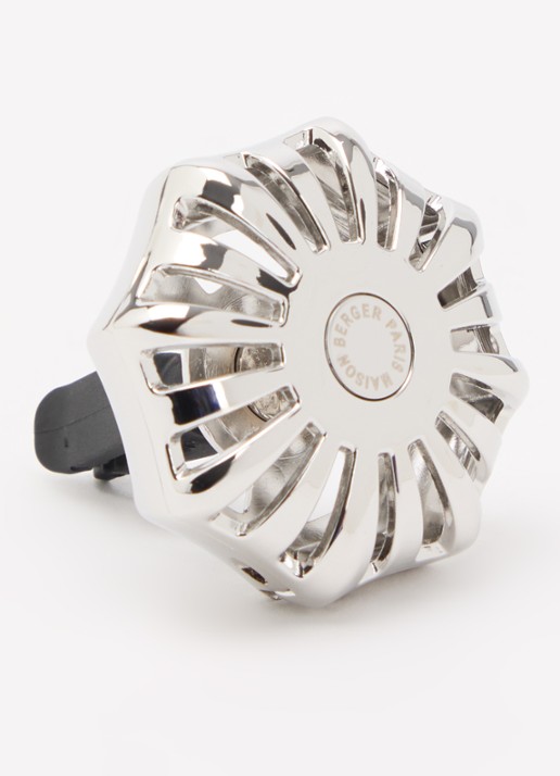 Maison Berger Lady Flower autoparfum houder met navulling  - voorkant 2 zilver