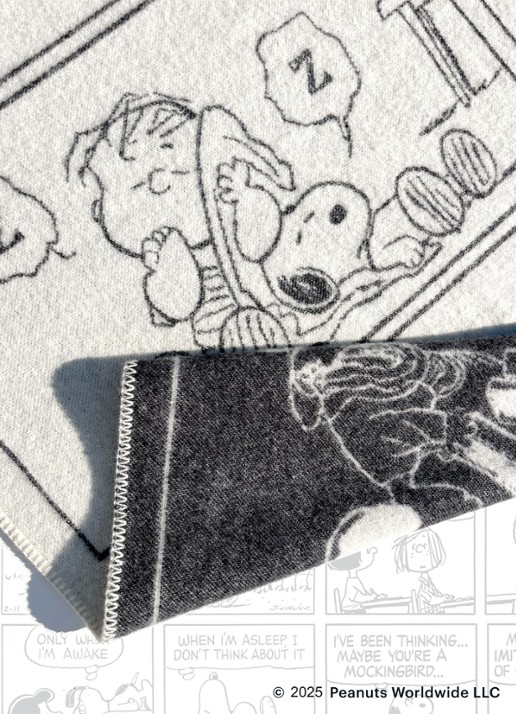 Maison Deux Peanuts plaid 130 x 200 cm - voorkant 2 creme
