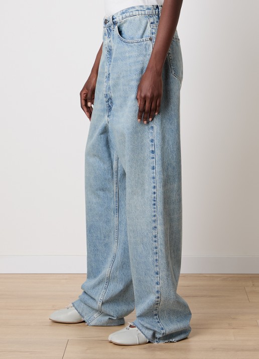 Maison Margiela High waist tapered jeans met steekzakken - detail 2 lichtblauw