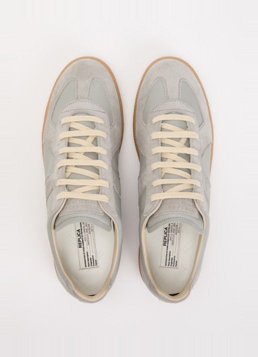 Maison Margiela Replica sneaker van kalfsleer met kalfssuède details - detail 3 grijs