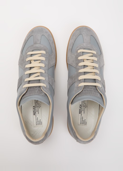 Maison Margiela Replica sneaker van kalfsleer met kalfssuède details - detail 3 staalblauw