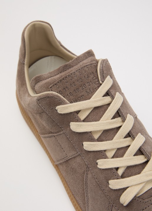 Maison Margiela Replica sneaker van kalfssuède - detail 5 taupe