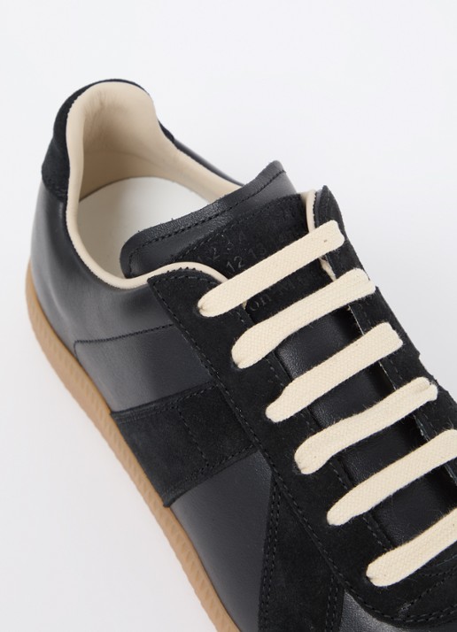 Maison Margiela Replica sneaker van lamsleer met kalfssuède details - detail 5 zwart
