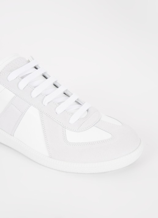Maison Margiela Replica sneaker van lamsleer met suède details - detail 5 wit