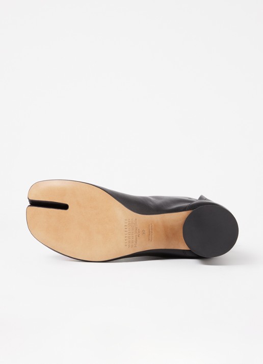 Maison Margiela Tabi enkellaarsje van leer - detail 3 zwart