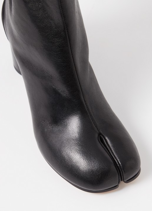 Maison Margiela Tabi enkellaarsje van leer - detail 4 zwart