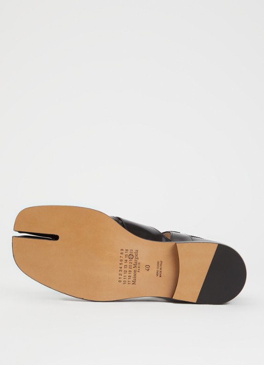 Maison Margiela Tabi Loafer van kalfsleer - detail 4 zwart