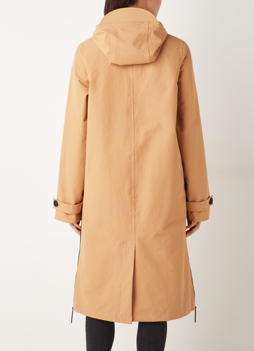 Maium Mac regenjas in  katoenblend met steekzakken - achterkant camel