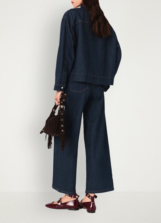 Maje Blouse van denim met sjaalkraag en opgestikte zakken  - achterkant 5 indigo