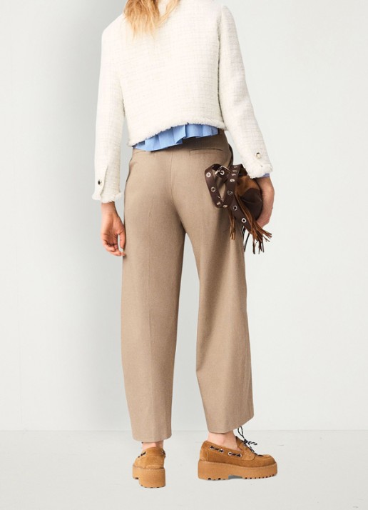 Maje Cropped jack van tweed met opgestikte zakken - achterkant 3 beige