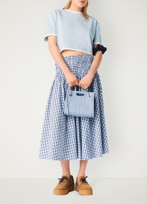Maje Cropped T-shirt met logoborduring - voorkant 2 lichtblauw