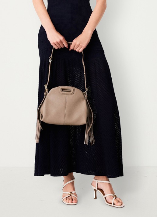 Maje Crossbodytas met logo - detail beige