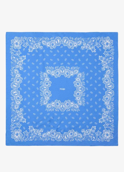 Maje Ecarresummer bandana sjaal van zijde met pailsey print - detail 6 lichtblauw