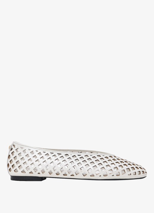 Maje Filaria ballerina van leer met cut-out details