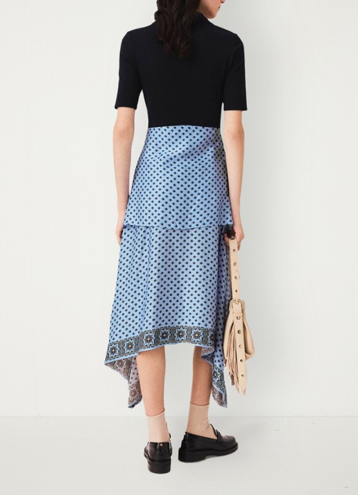 Maje Midi jurk met print - achterkant 8 lichtblauw