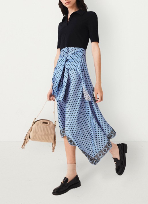 Maje Midi jurk met print - detail 5 lichtblauw