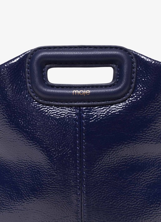 Maje Schoudertas van lakleer - detail 5 donkerblauw